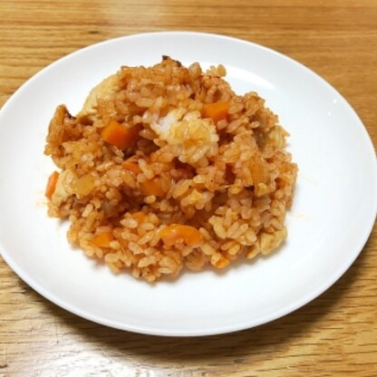 レシピ見ながら大体このぐらいかな〜と調味料を入れていったら味が薄くなってしまいました…。白米の量が多かったのか？レシピが簡潔なのが良かったです！